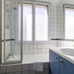Appartement Lumineux + Terrasse - Hypercentre Paris